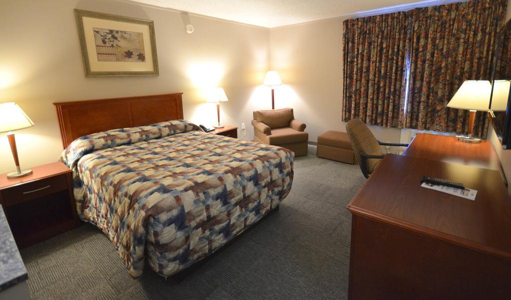 Travelodge Hanna Canada Grey Eksteriør billede